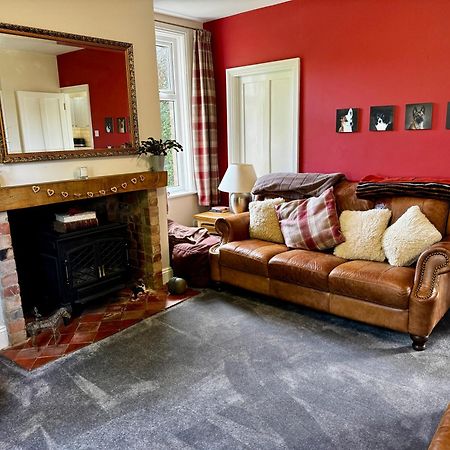 Luxury Isla Cottages, Bourne! Dog-Friendly, Countryside Views, Garden, Parking, 5Mins Pubs - Family Holiday المظهر الخارجي الصورة