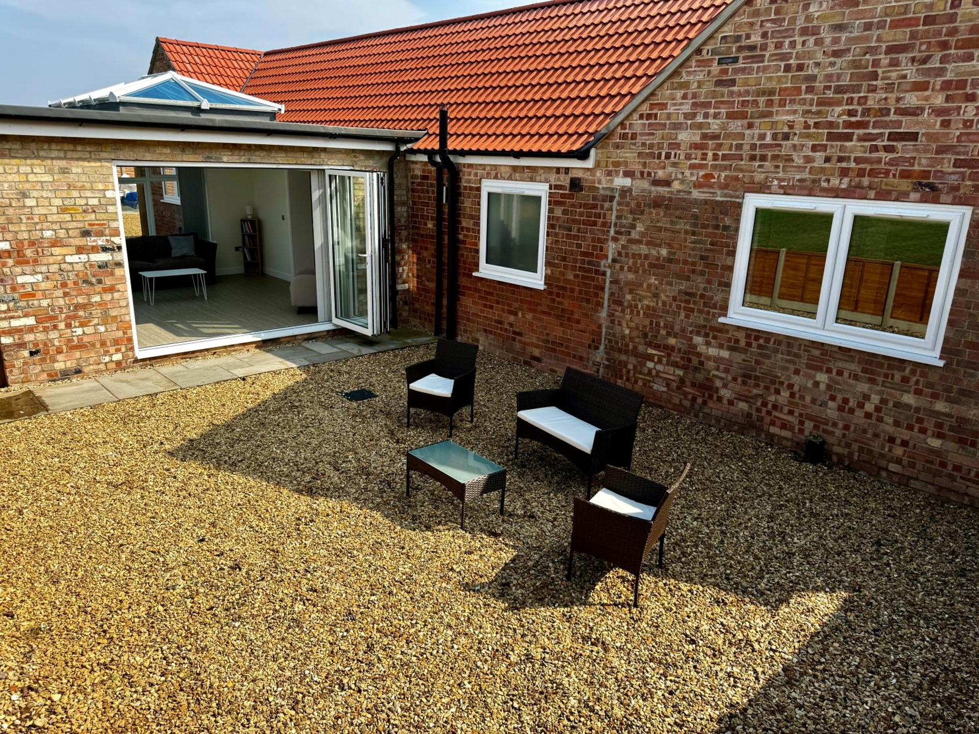 Luxury Isla Cottages, Bourne! Dog-Friendly, Countryside Views, Garden, Parking, 5Mins Pubs - Family Holiday المظهر الخارجي الصورة