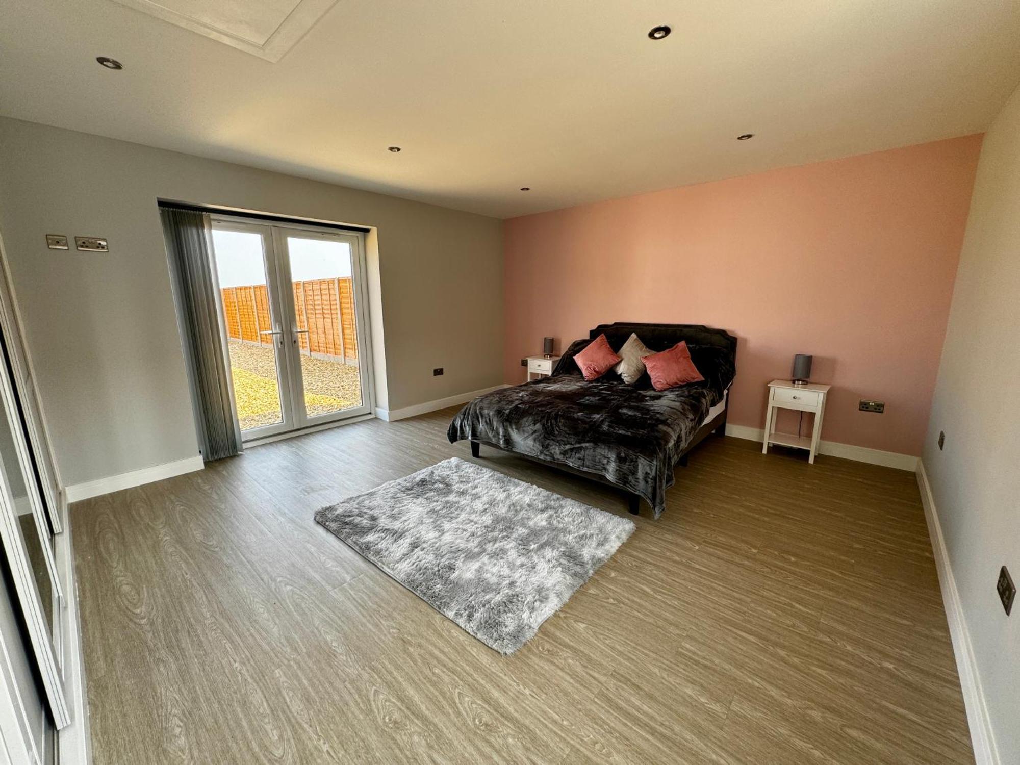 Luxury Isla Cottages, Bourne! Dog-Friendly, Countryside Views, Garden, Parking, 5Mins Pubs - Family Holiday المظهر الخارجي الصورة