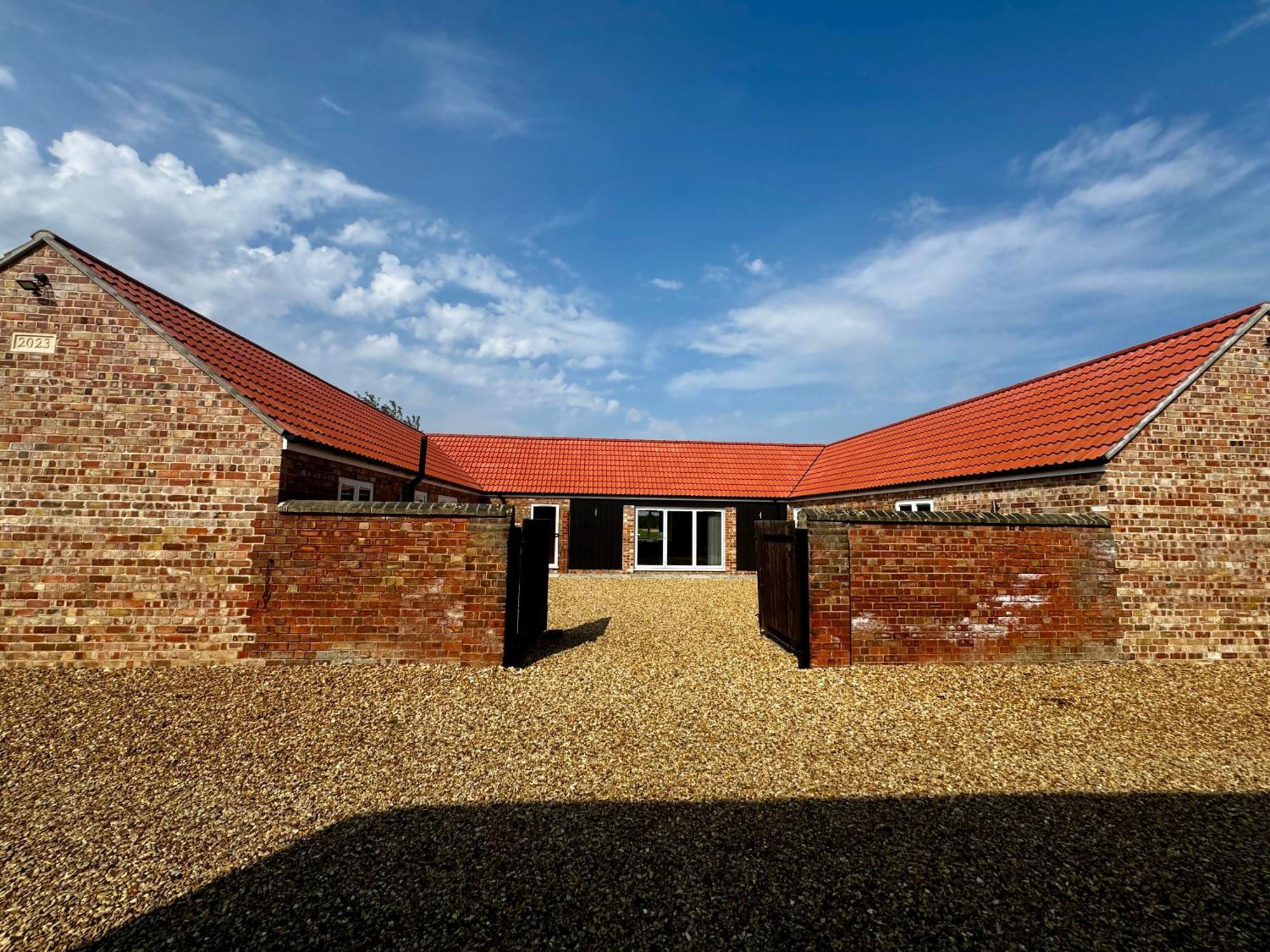 Luxury Isla Cottages, Bourne! Dog-Friendly, Countryside Views, Garden, Parking, 5Mins Pubs - Family Holiday الغرفة الصورة