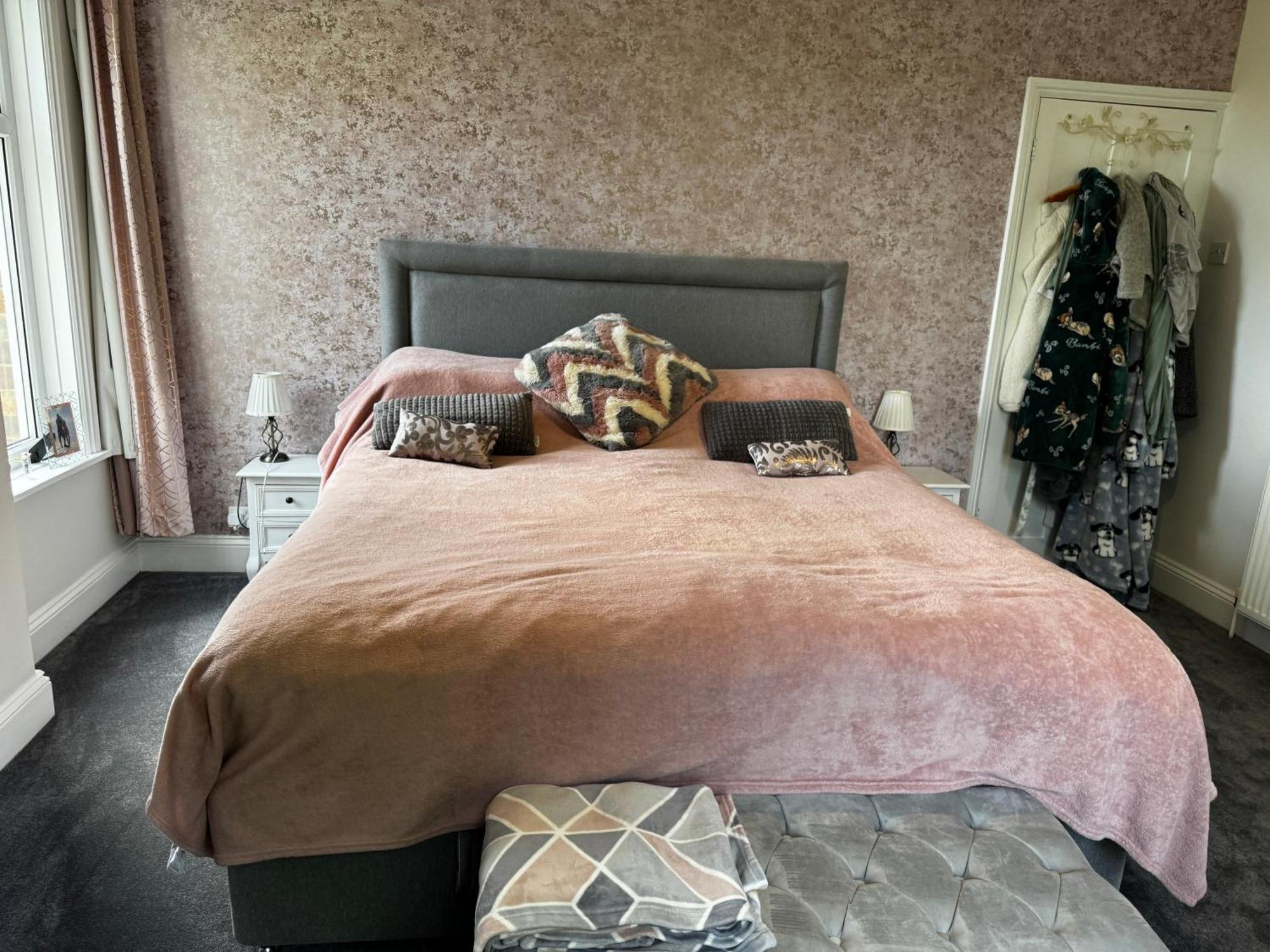 Luxury Isla Cottages, Bourne! Dog-Friendly, Countryside Views, Garden, Parking, 5Mins Pubs - Family Holiday الغرفة الصورة