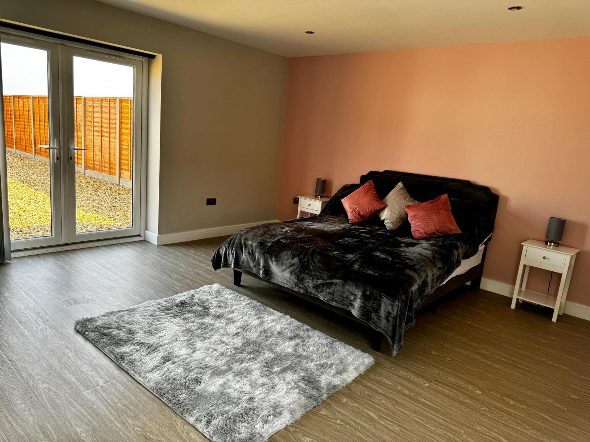 Luxury Isla Cottages, Bourne! Dog-Friendly, Countryside Views, Garden, Parking, 5Mins Pubs - Family Holiday المظهر الخارجي الصورة