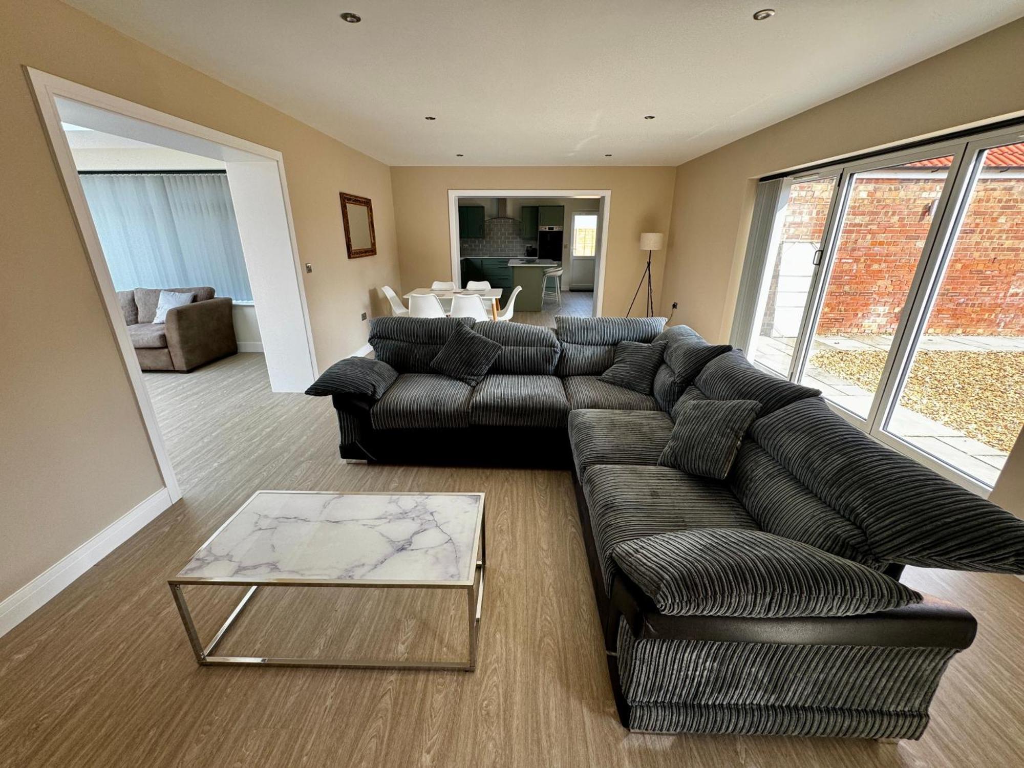 Luxury Isla Cottages, Bourne! Dog-Friendly, Countryside Views, Garden, Parking, 5Mins Pubs - Family Holiday المظهر الخارجي الصورة