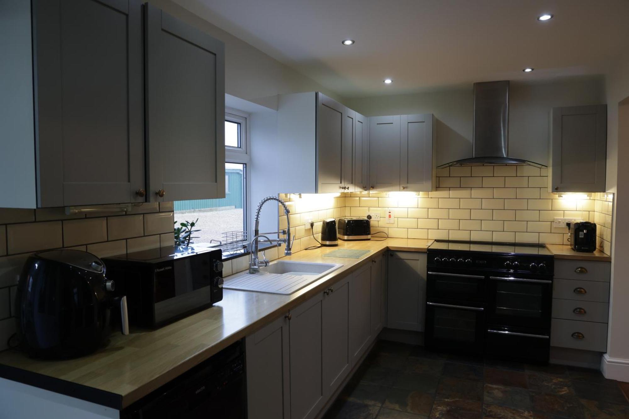 Luxury Isla Cottages, Bourne! Dog-Friendly, Countryside Views, Garden, Parking, 5Mins Pubs - Family Holiday الغرفة الصورة