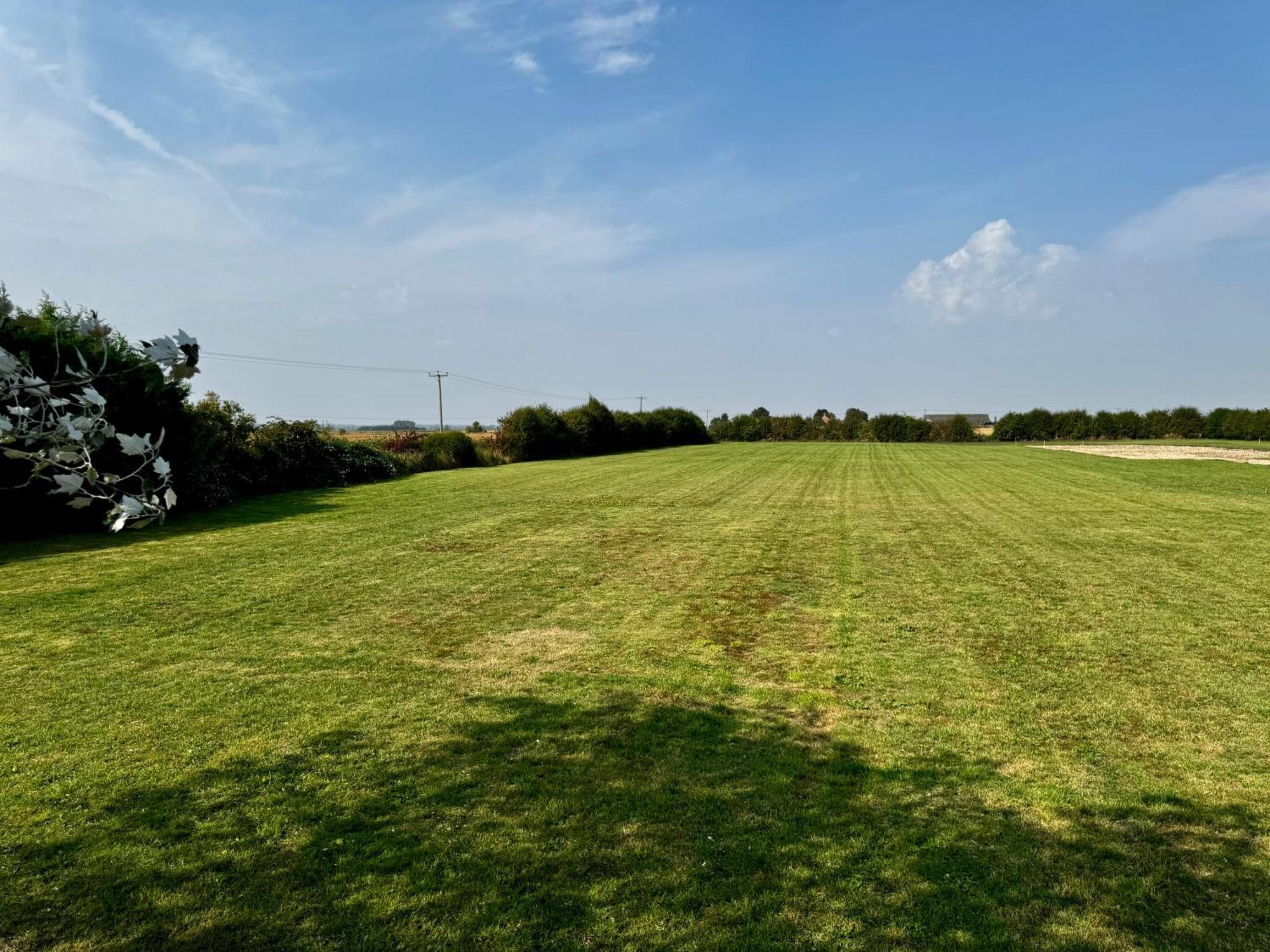 Luxury Isla Cottages, Bourne! Dog-Friendly, Countryside Views, Garden, Parking, 5Mins Pubs - Family Holiday المظهر الخارجي الصورة